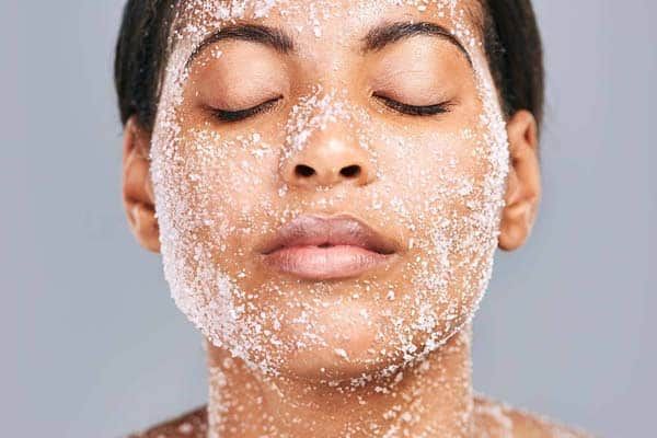 آیا نمک درمانی یک درمان پوستی است؟ آیا نمک درمانی یک درمان پوستی است؟