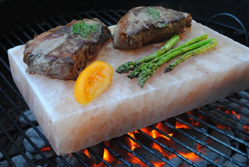 نکاتی برای پخت و پز با نمک هیمالیا نکاتی برای پخت و پز با نمک هیمالیا